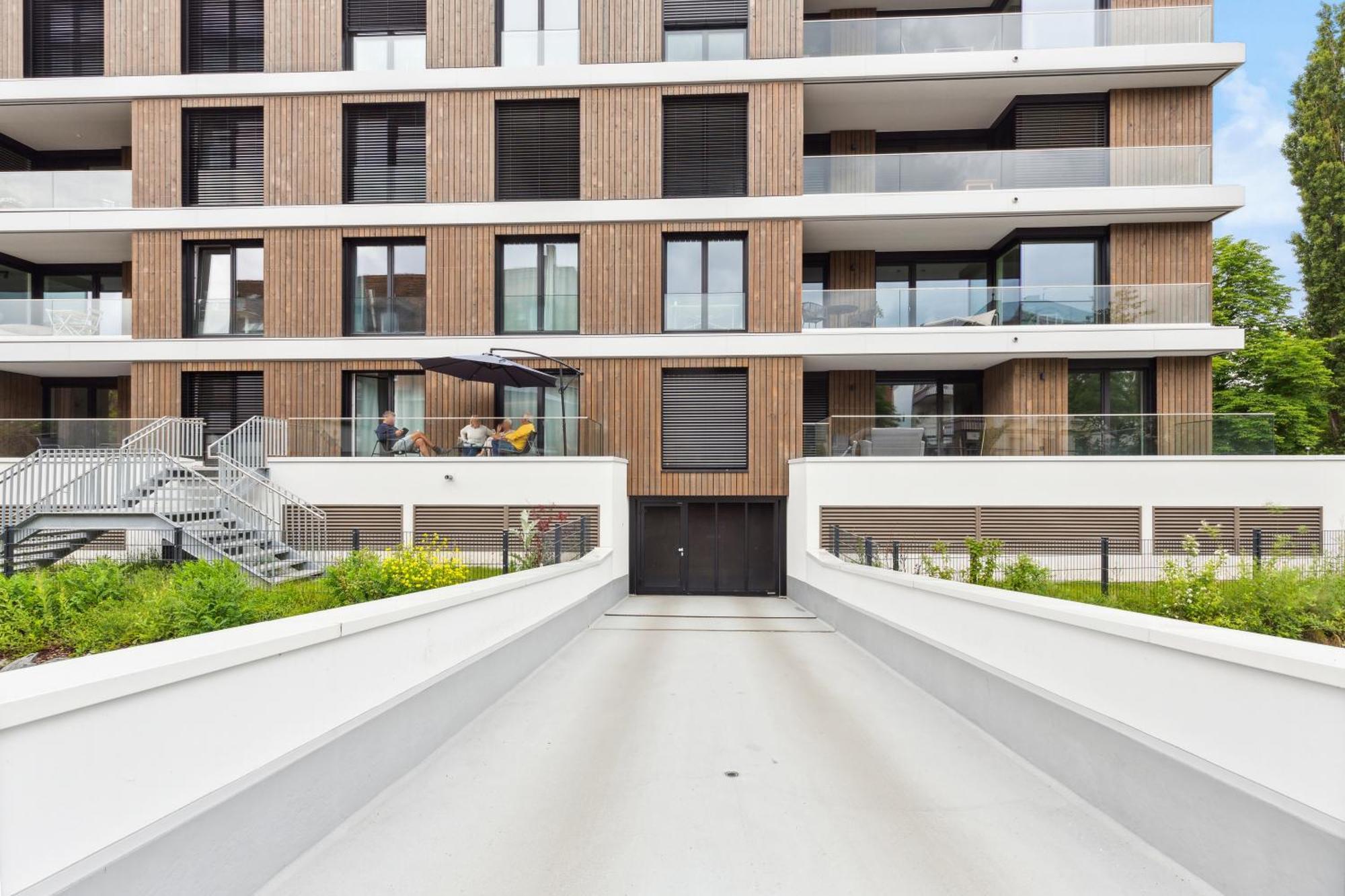 Sali-homes R5 - New Build With Terrace In Center Apartment *
